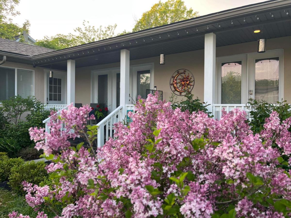 Summer Solstice Bed & Breakfast Niagara-on-the-Lake Exterior foto